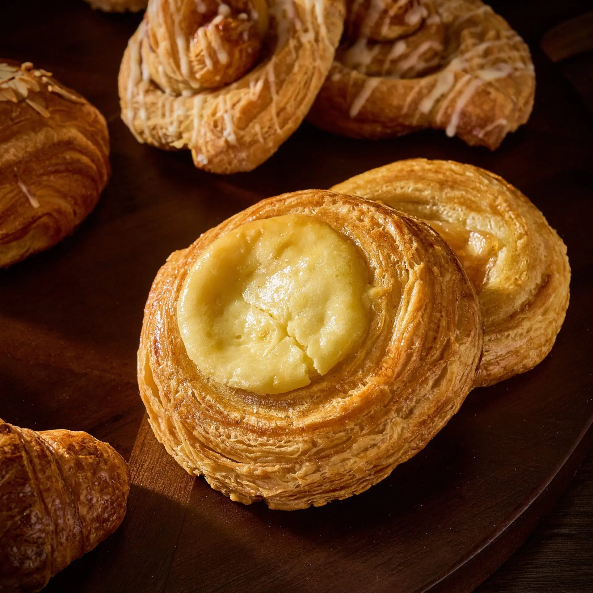 mini pastires